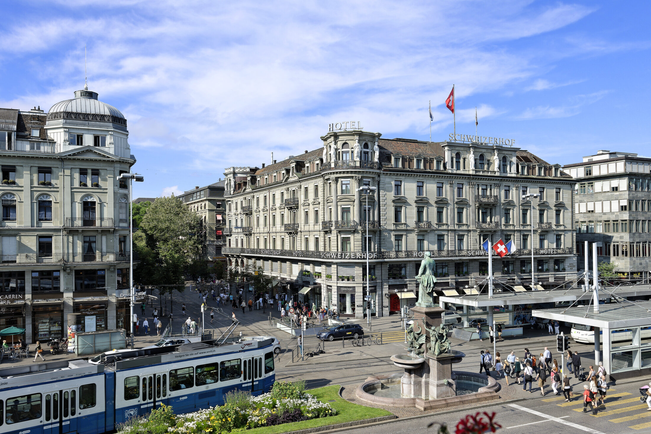 Exterior at hotel schweizerhof zurich 1 - Hotel Schweizerhof Zürich